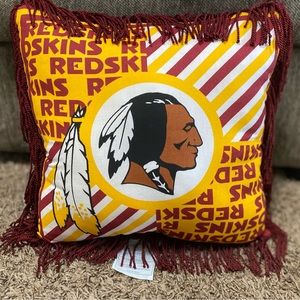 Vintage WA Redskins Accent pillow